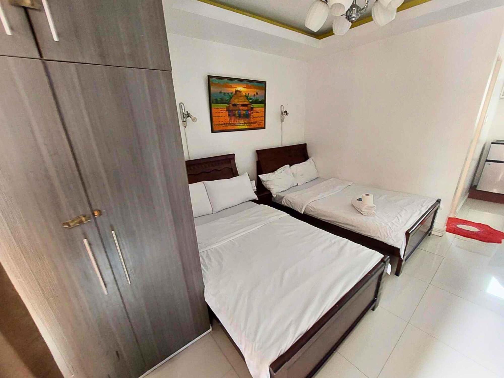 Near Us Embassy X Free Unlimited Pool, Massage & Sauna Access X Promo This Month! Explore Deluxe Studio W Balcony In Manila Perfectly Situated Near Naia Airport, Heart Of Manila Updated 2025 Price For Your Unforgettable Ultimate Staycation Experience Zewnętrze zdjęcie